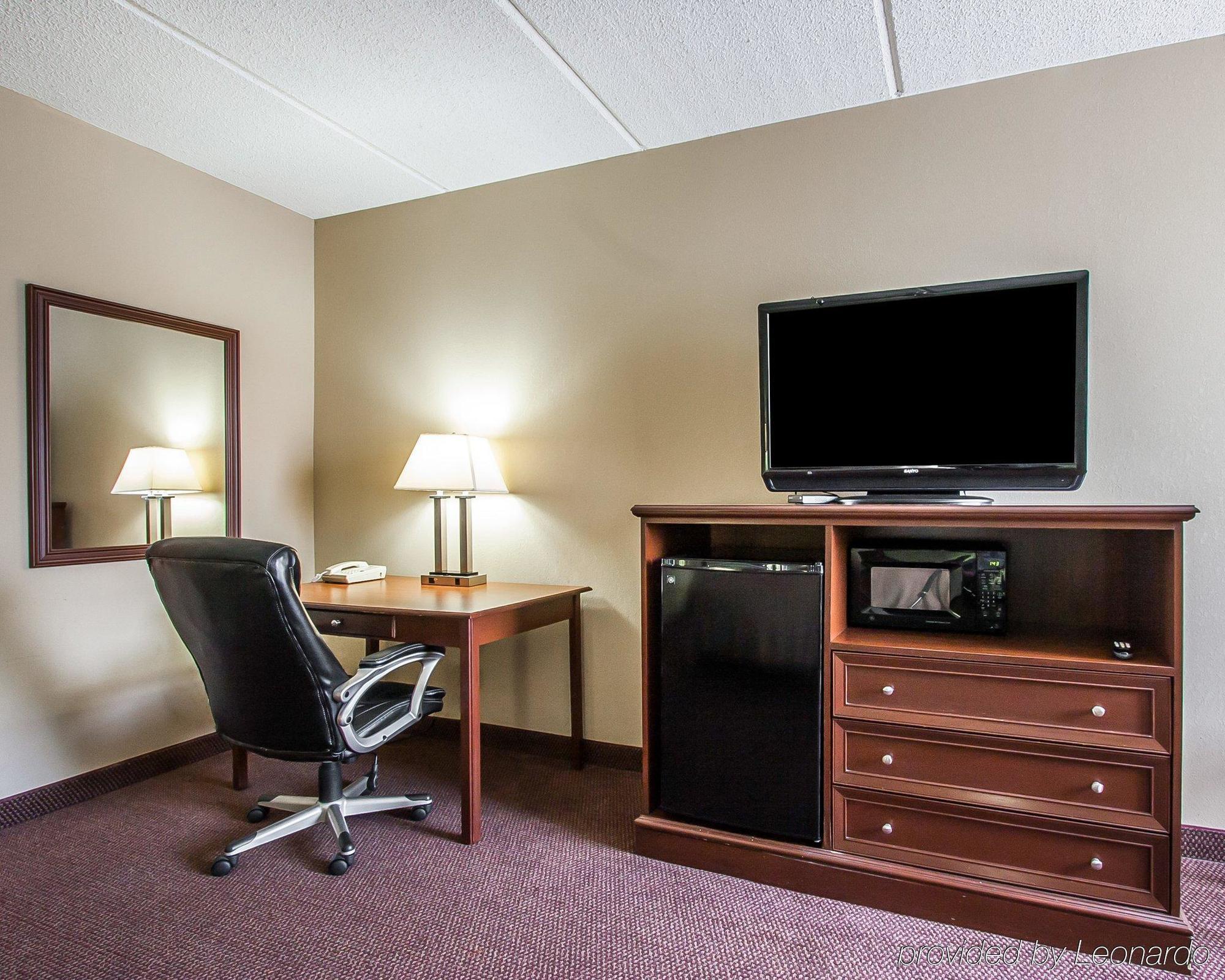 Comfort Inn Dickson Exterior photo